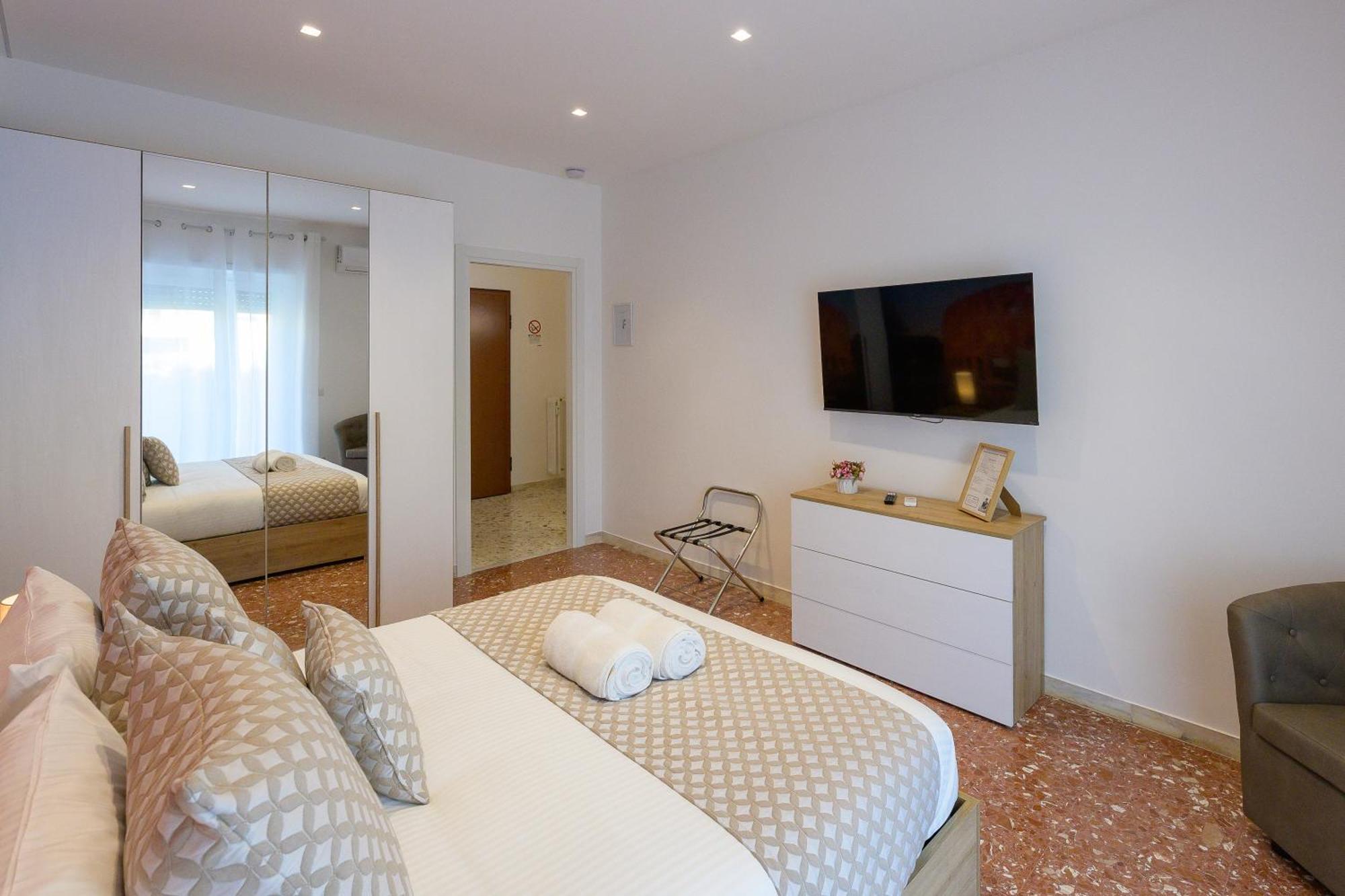 Luxury Suite-Metro Malatesta Rom Exterior foto